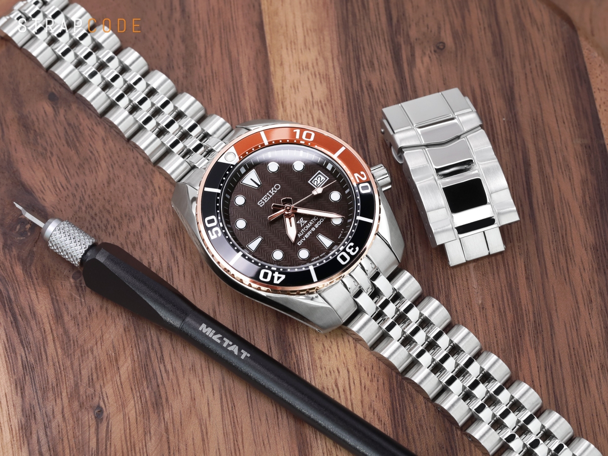 File:Diver's watch stainless steel bracelet extension deployment clasp.JPG  - Wikipedia
